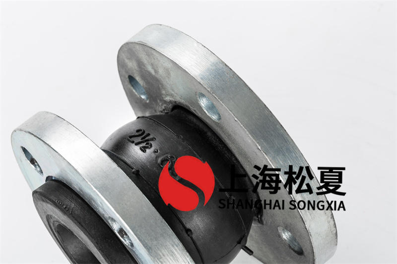 316不銹鋼供水系統(tǒng)橡膠膨脹節(jié)噴漆防銹層有什么用？